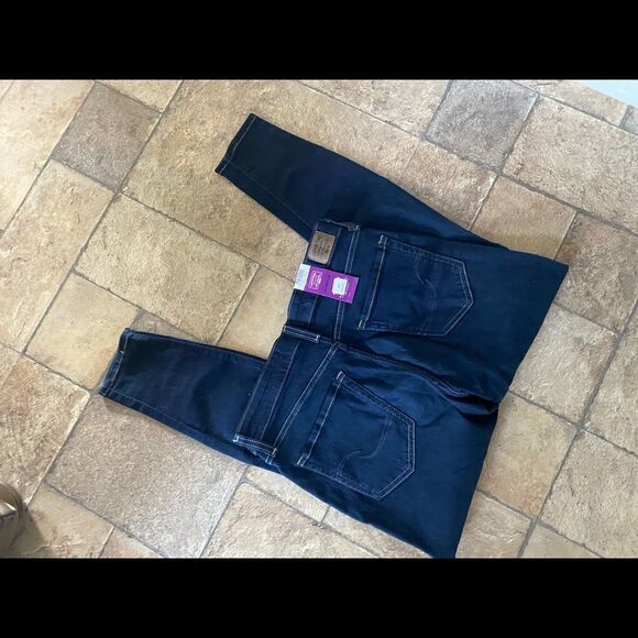 Levi’s Simply Stretch Mid Rise Skinny Jeans Sz 6/ 28 short NWT - Picture 3 of 7